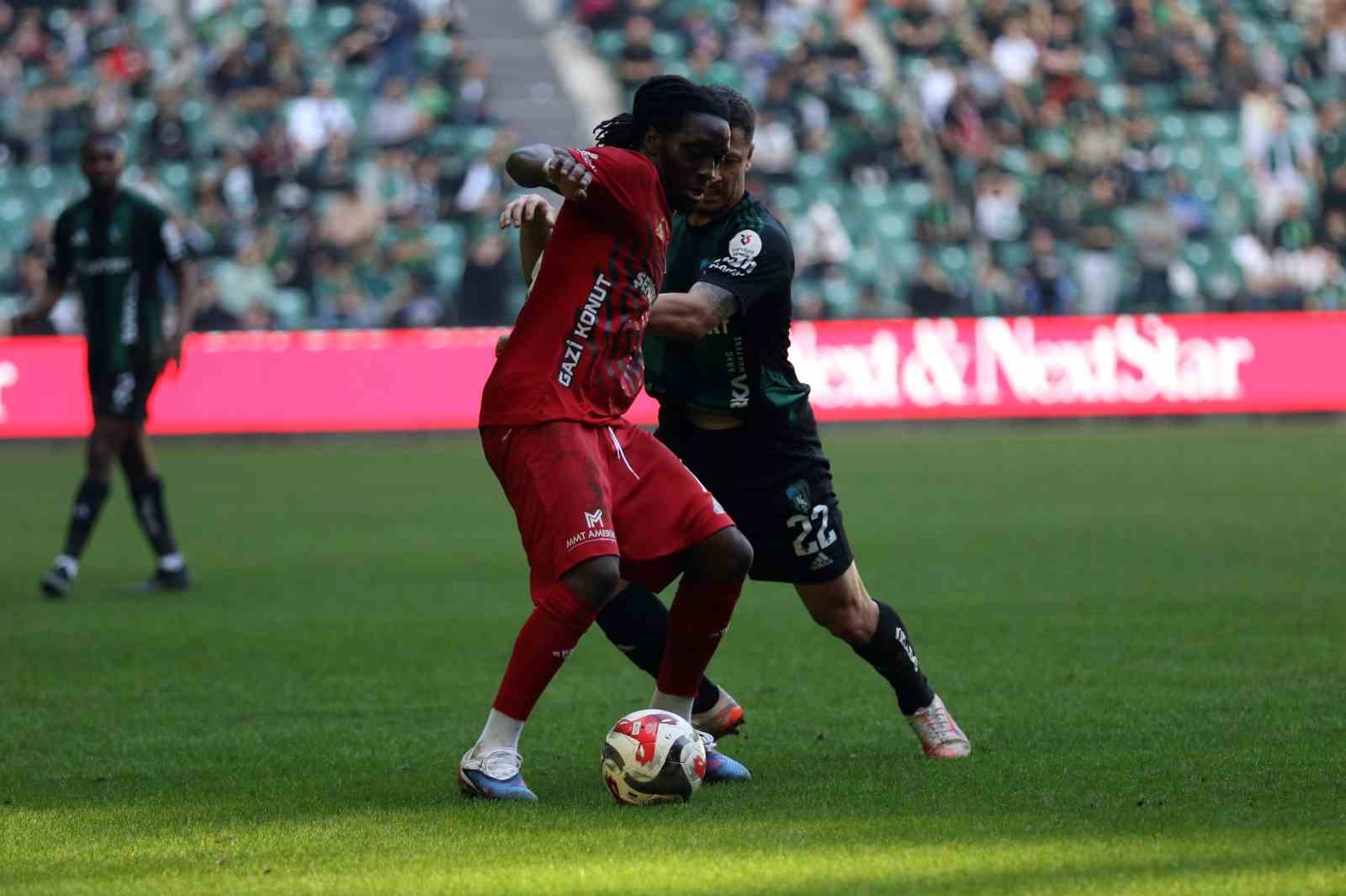 Trendyol Süper Lig: Kocaelispor: 3 - Gaziantep FK: 0 (Maç sonucu)
