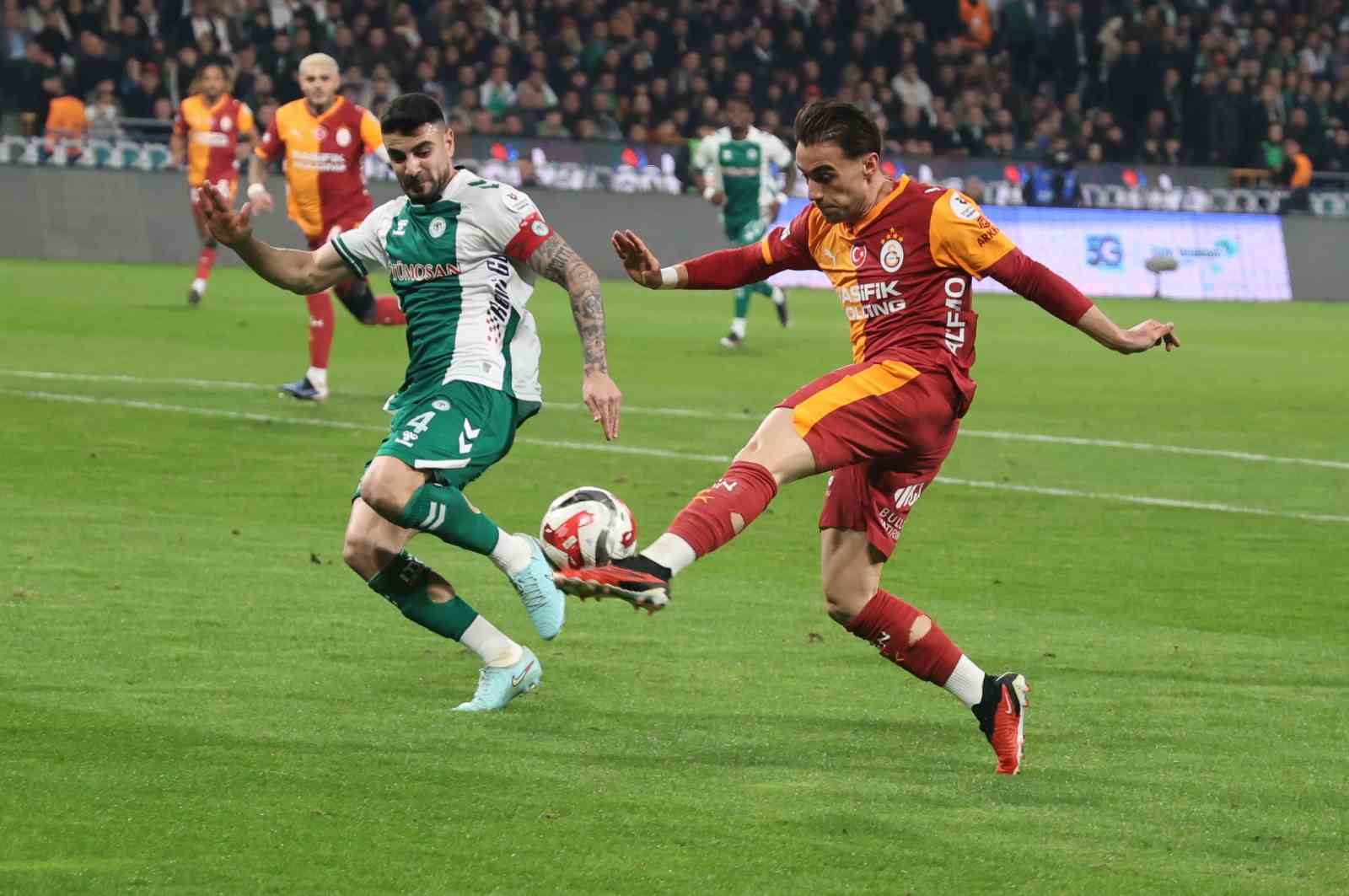 Trendyol Süper Lig: Konyaspor: 0 - Galatasaray: 0 (İlk yarı)
Trendyol Süper Lig: Konyaspor: 0 - Galatasaray: 0 (İlk yarı)