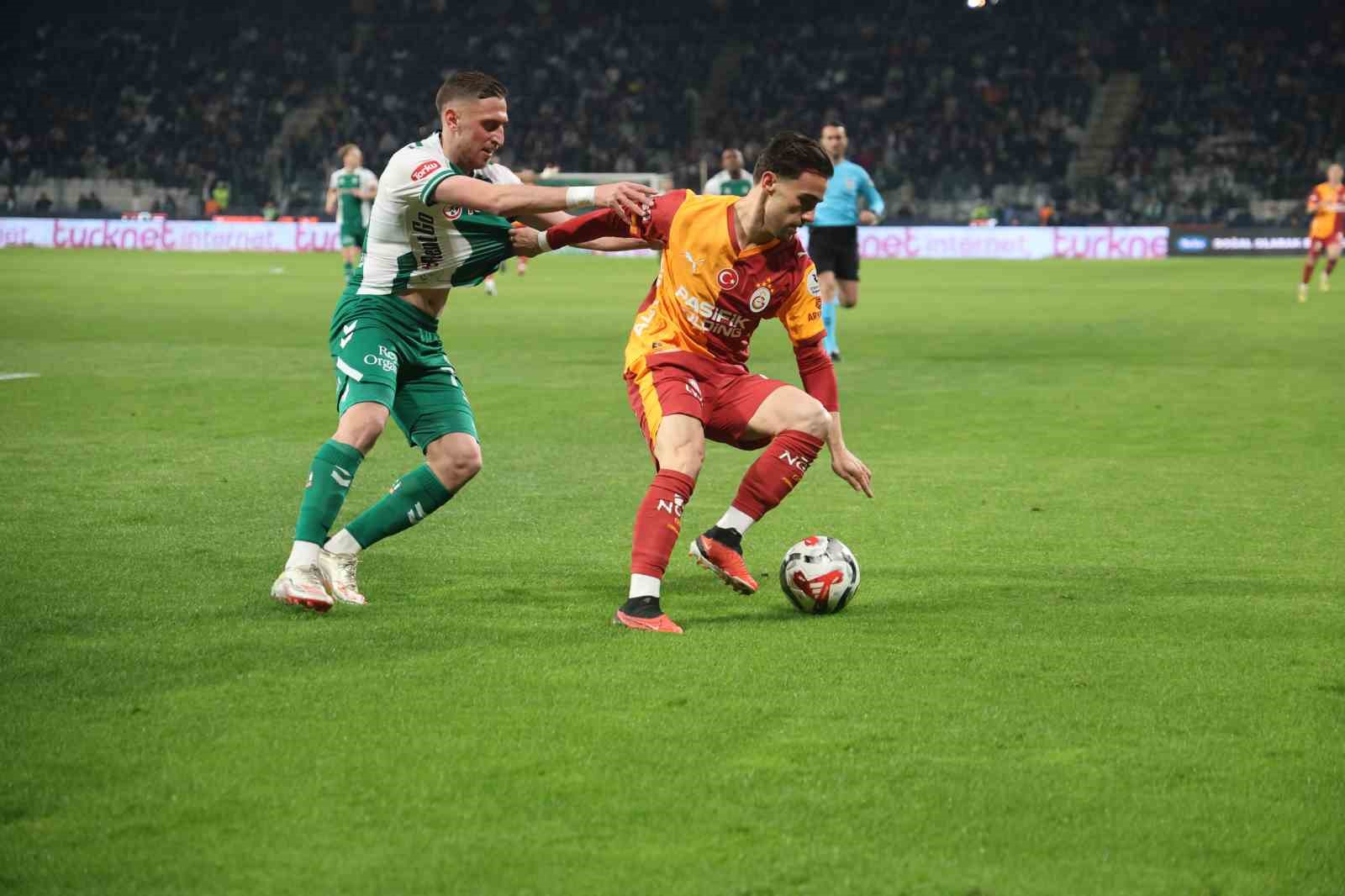 Trendyol Süper Lig: Konyaspor: 0 - Galatasaray: 0 (Maç devam ediyor)
