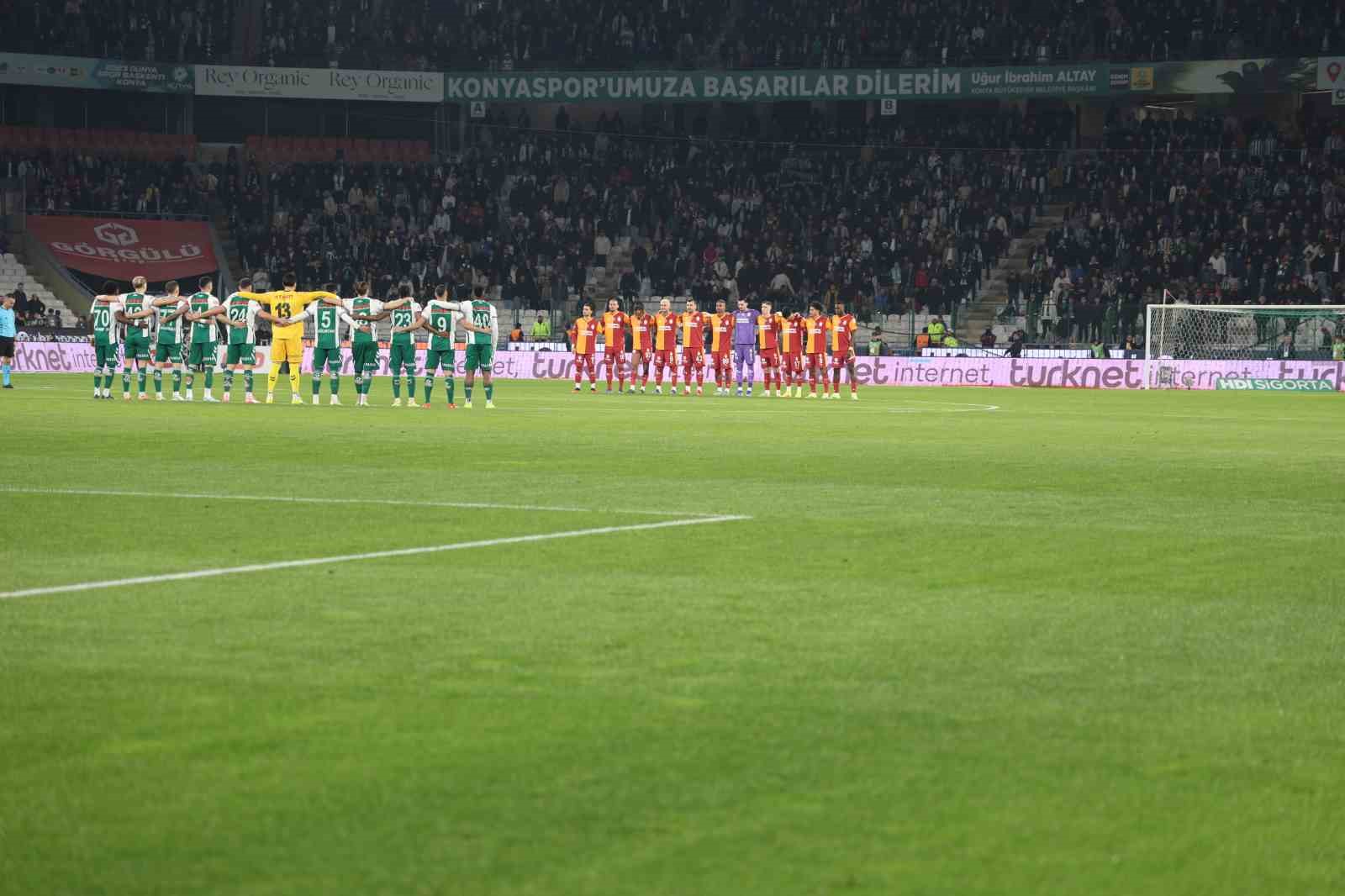 Trendyol Süper Lig: Konyaspor: 0 - Galatasaray: 0 (Maç devam ediyor)

