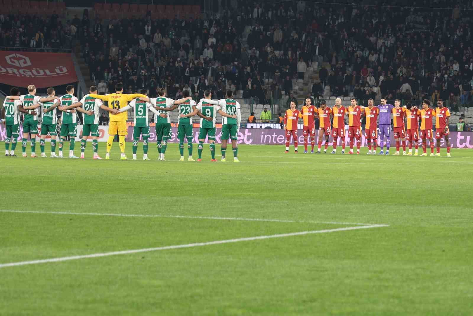 Trendyol Süper Lig: Konyaspor: 0 - Galatasaray: 0 (Maç devam ediyor)
