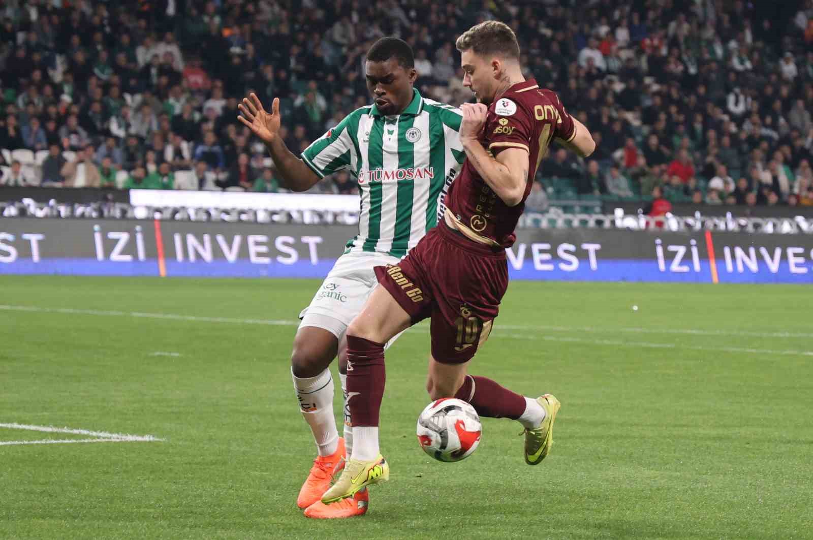 Trendyol Süper Lig: Konyaspor: 0 - Trabzonspor: 0 (Maç devam ediyor)
