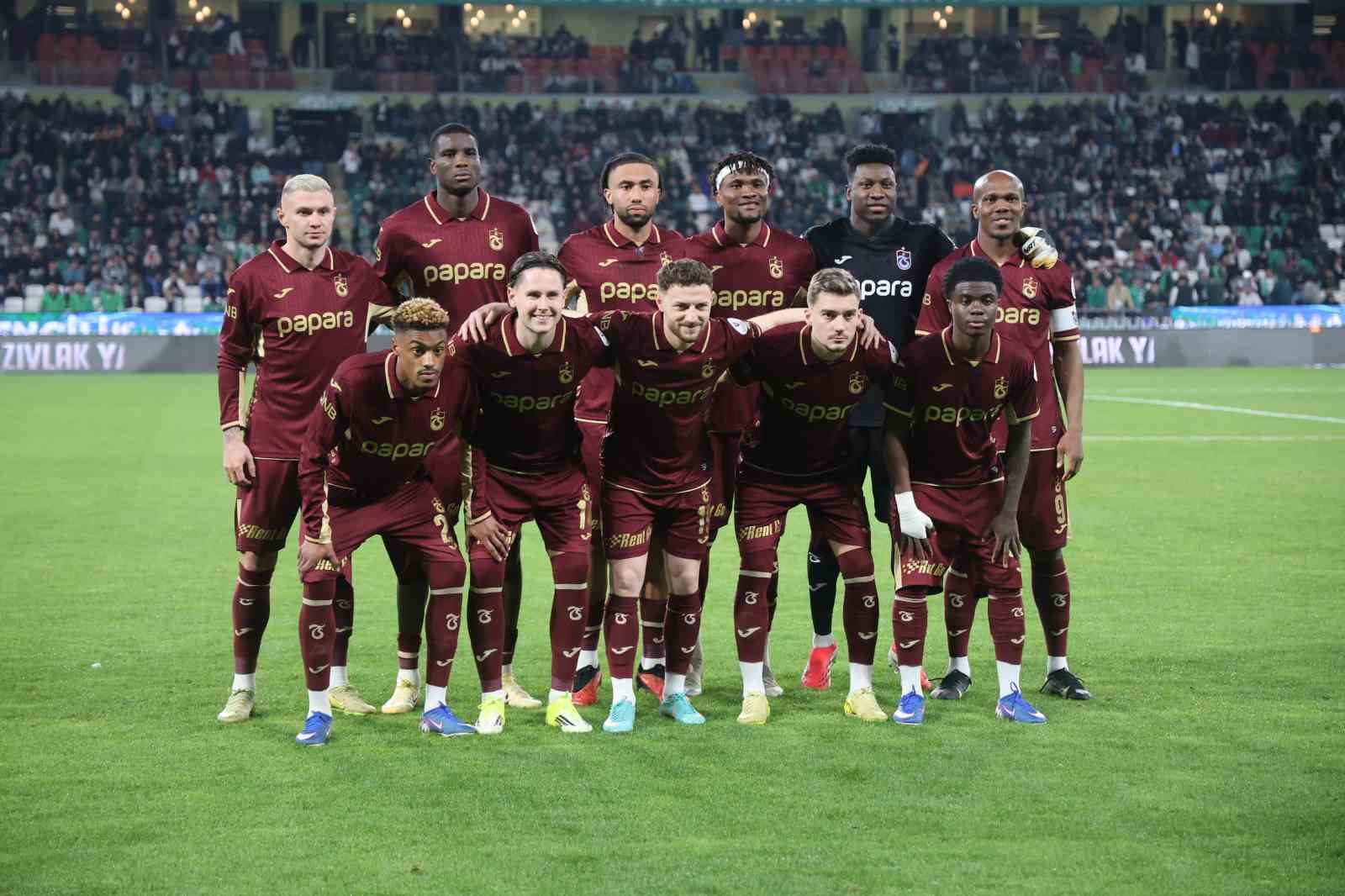 Trendyol Süper Lig: Konyaspor: 0 - Trabzonspor: 0 (Maç devam ediyor)
