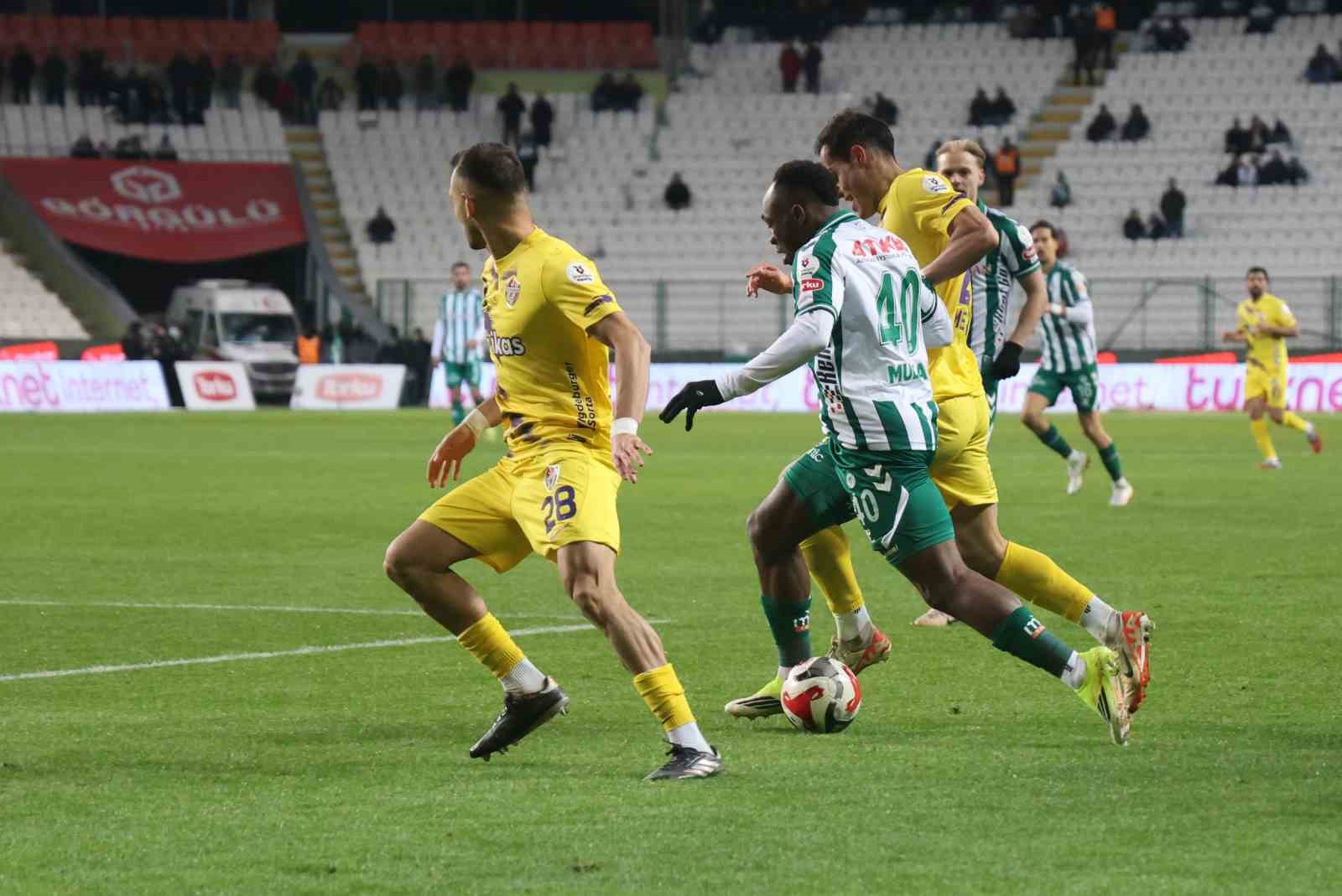 Trendyol Süper Lig: Konyaspor: 1 - Eyüpspor: 1 (Maç sonucu)
