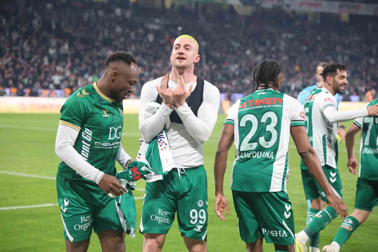 Trendyol Süper Lig: Konyaspor: 2 - Galatasaray: 0 (Maç sonucu)
