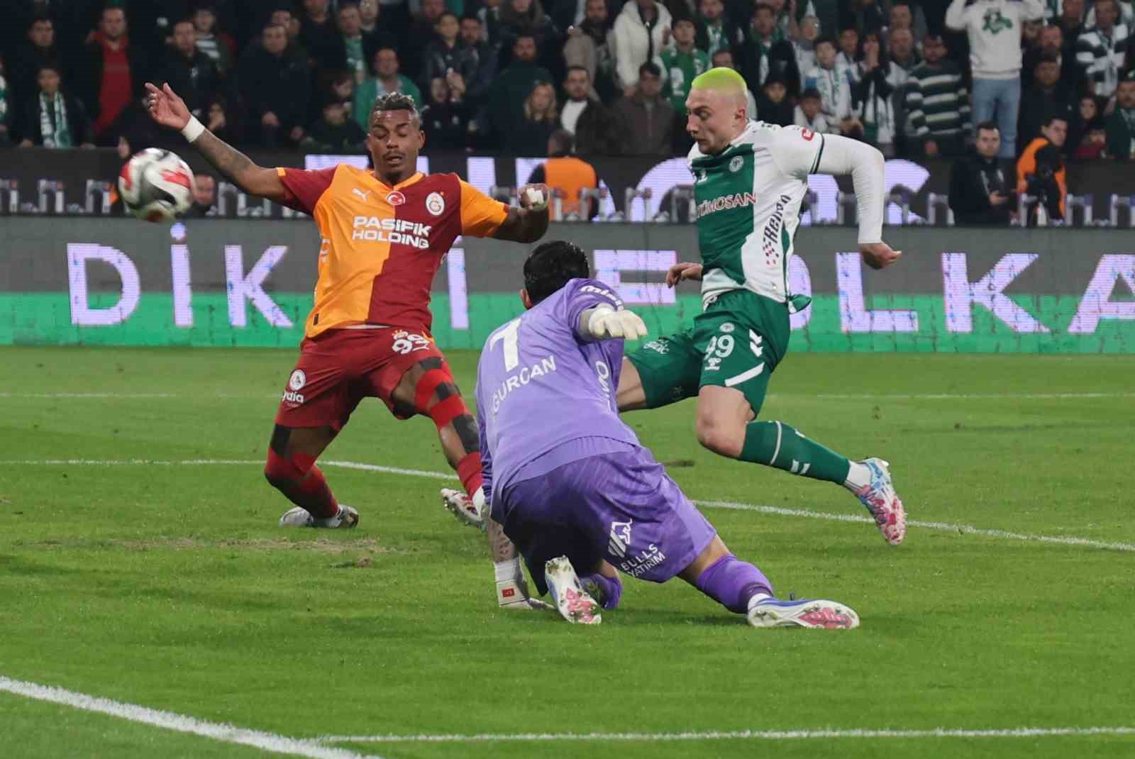 Trendyol Süper Lig: Konyaspor: 2 - Galatasaray: 0 (Maç sonucu)
