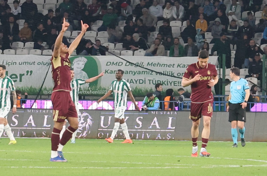 Trendyol Süper Lig: Konyaspor: 2 - Trabzonspor: 1 (Maç sonucu)
