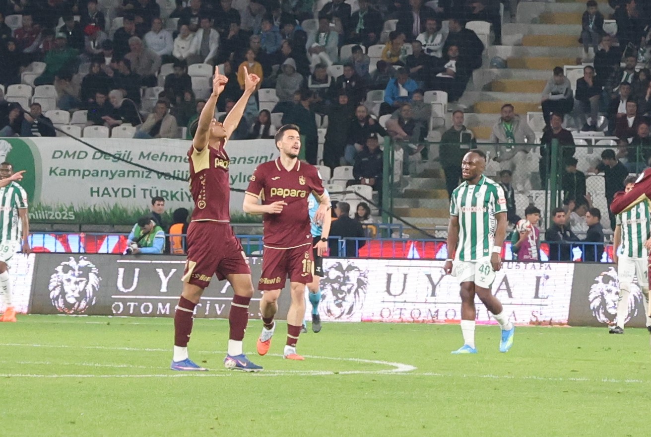 Trendyol Süper Lig: Konyaspor: 2 - Trabzonspor: 1 (Maç sonucu)
