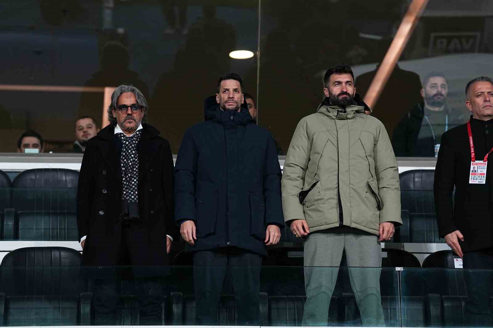 Trendyol Süper Lig: RAMS Başakşehir: 0 - Konyaspor: 0 (Maç devam ediyor)
