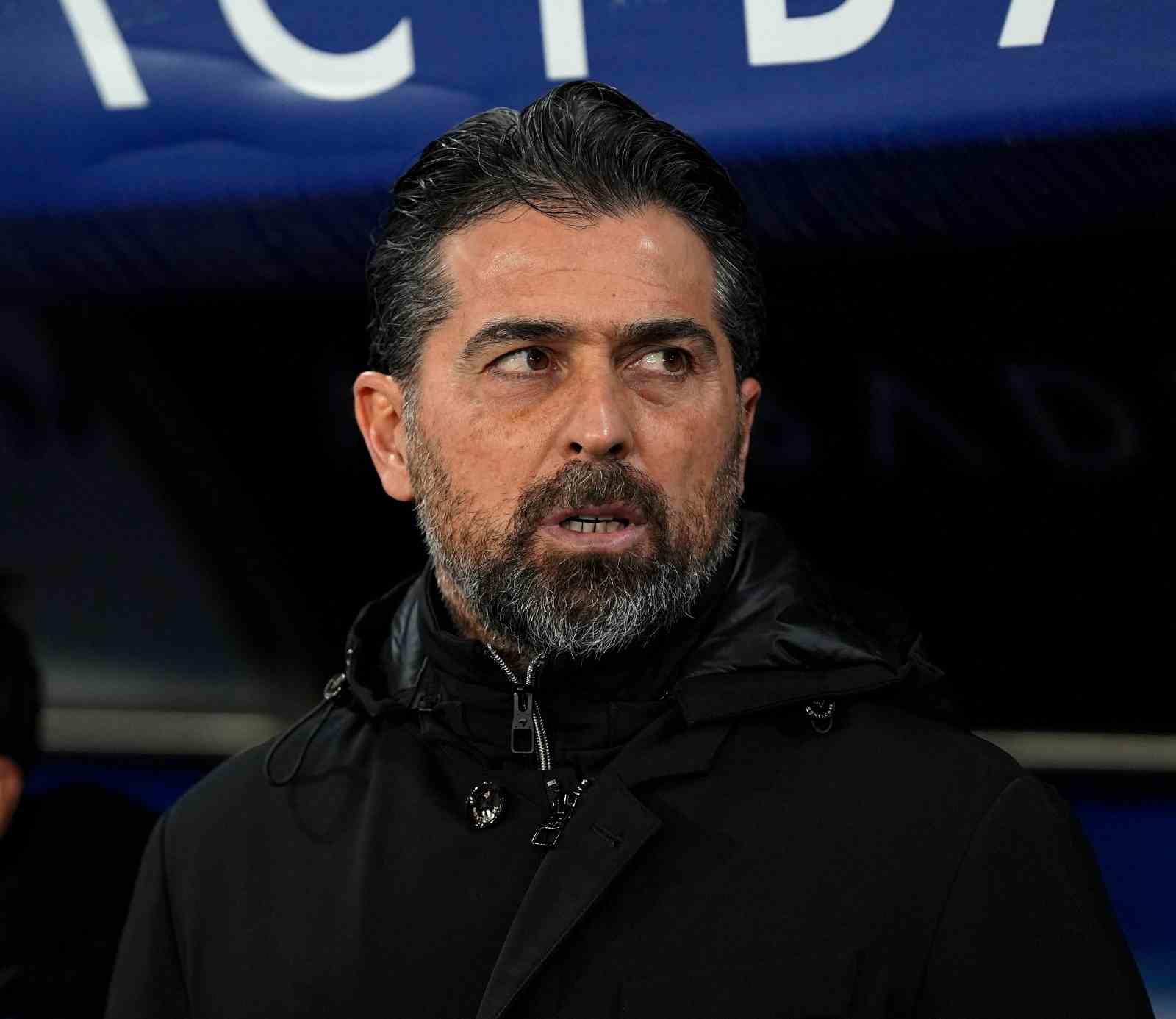 Trendyol Süper Lig: RAMS Başakşehir: 0 - Konyaspor: 0 (Maç devam ediyor)
