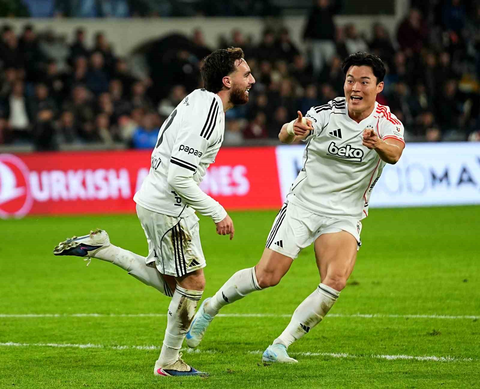 Trendyol Süper Lig: RAMS Başakşehir: 2 - Beşiktaş: 3 (Maç sonucu)
