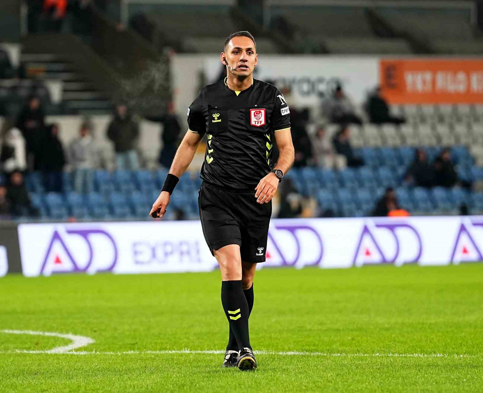 Trendyol Süper Lig: RAMS Başakşehir: 2 - Konyaspor: 0 (Maç sonucu)
