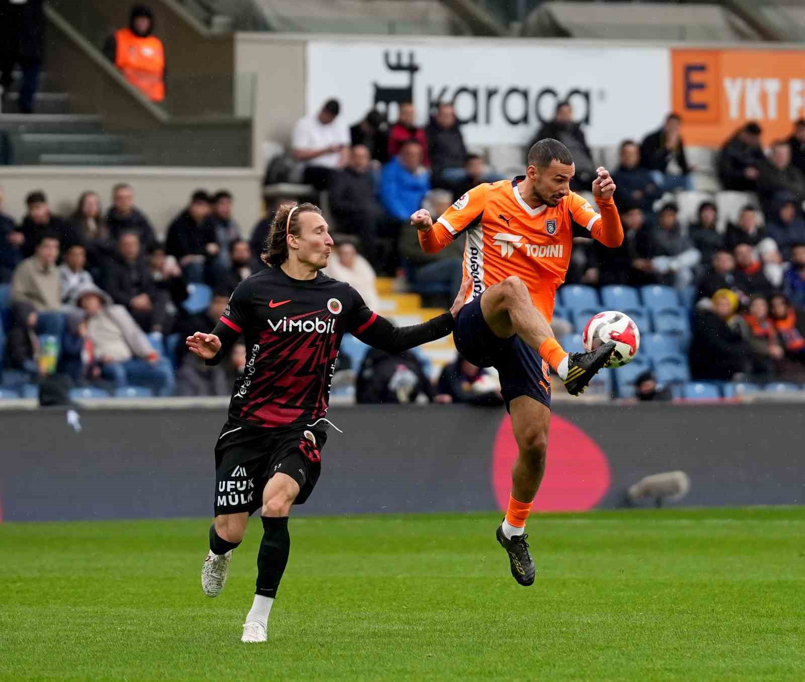 Trendyol Süper Lig: RAMS Başakşehir: 3 - Gençlerbirliği: 0 (Maç sonucu)
