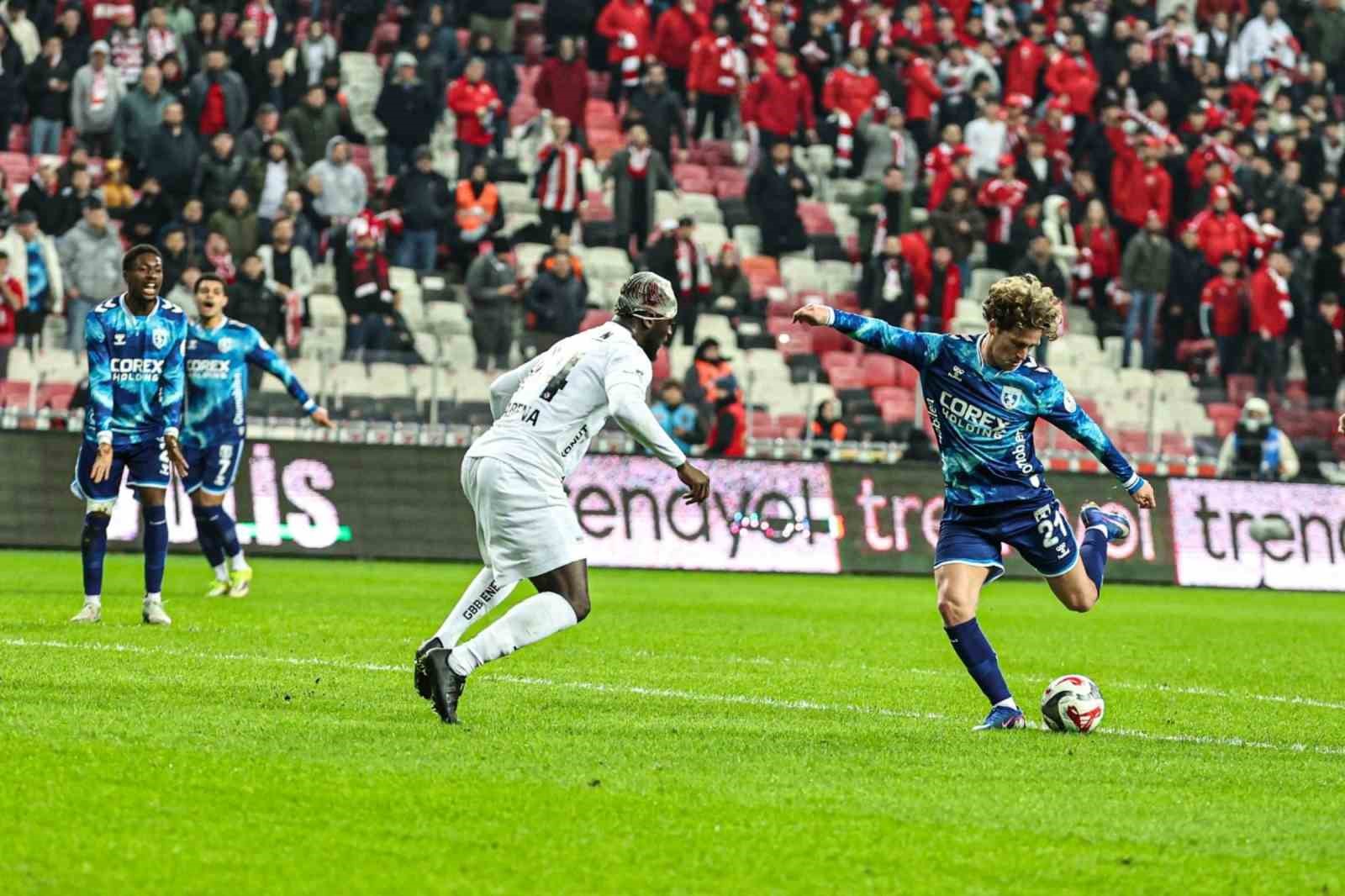 Trendyol Süper Lig: Samsunspor: 0 - Gaziantep FK: 0 (Maç sonucu)
