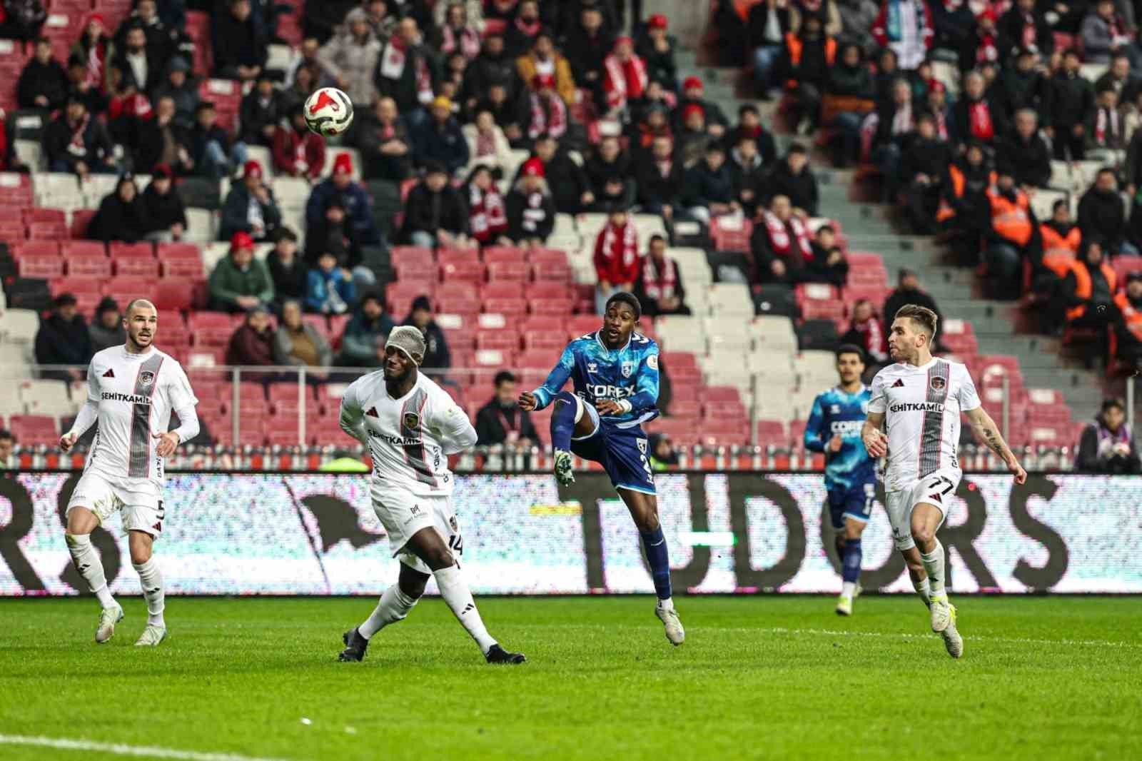 Trendyol Süper Lig: Samsunspor: 0 - Gaziantep FK: 0 (Maç sonucu)
