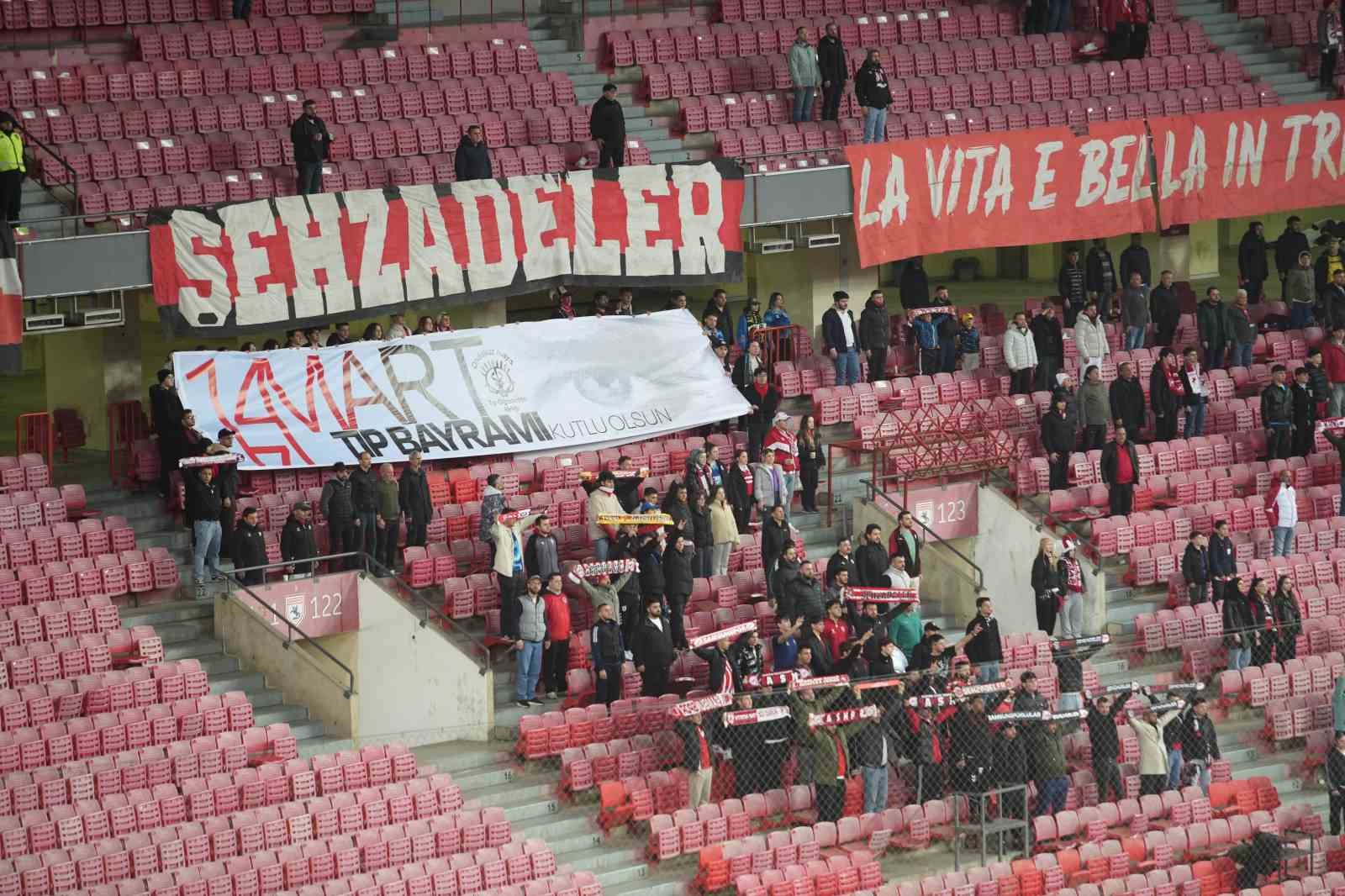 Trendyol Süper Lig: Samsunspor: 0 - Kayserispor: 0 (Maç devam ediyor)
