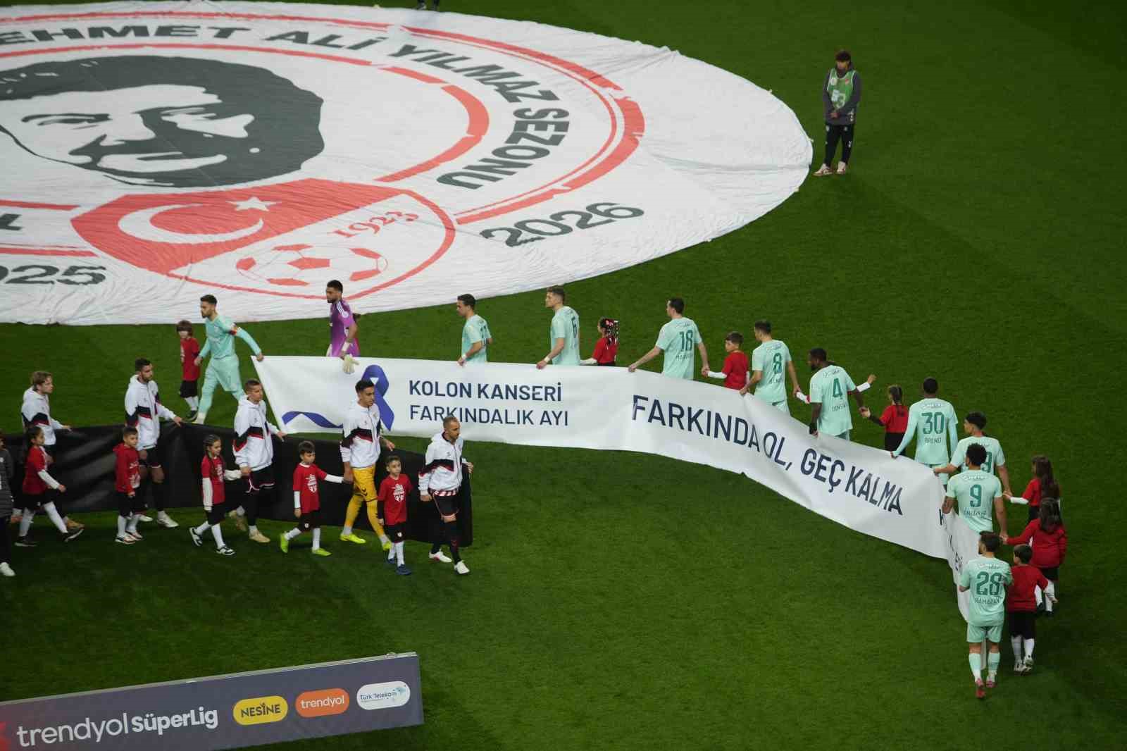 Trendyol Süper Lig: Samsunspor: 0 - Kayserispor: 0 (Maç devam ediyor)
