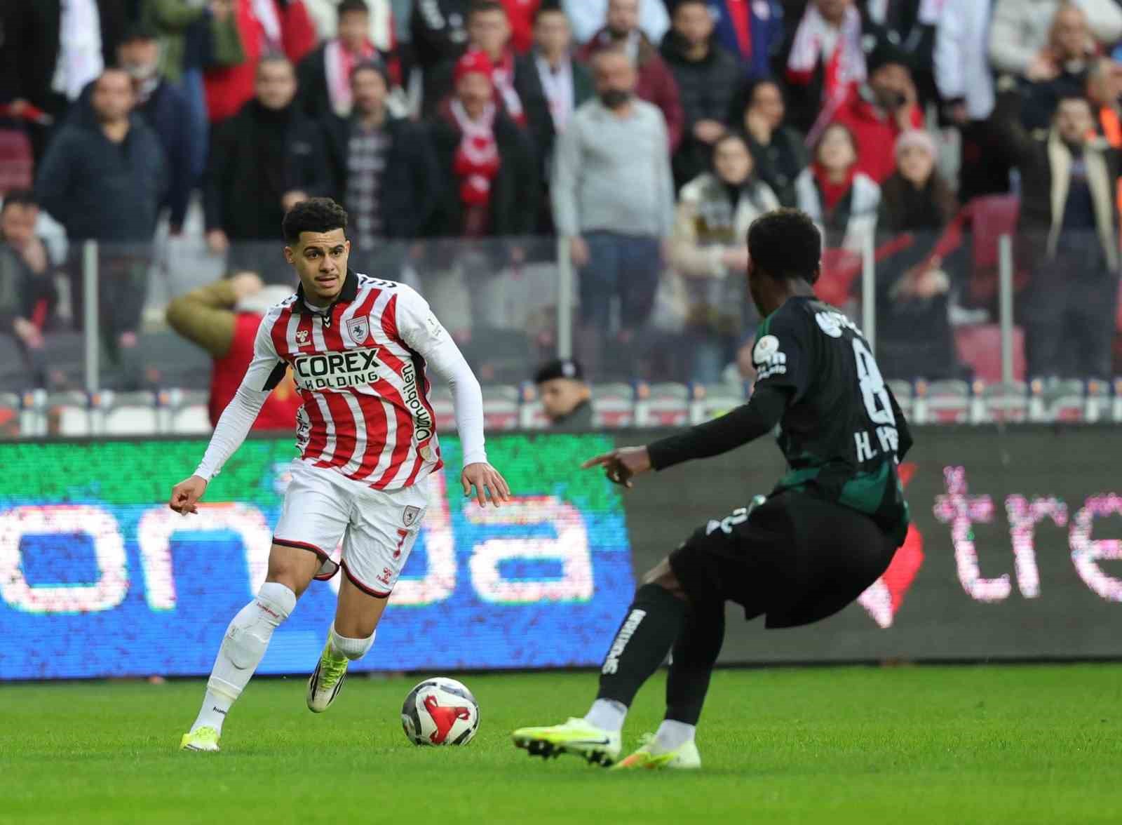 Trendyol Süper Lig: Samsunspor: 0 - Kocaelispor: 0 (İlk yarı)
Trendyol Süper Lig: Samsunspor: 0 - Kocaelispor: 0 (İlk yarı)