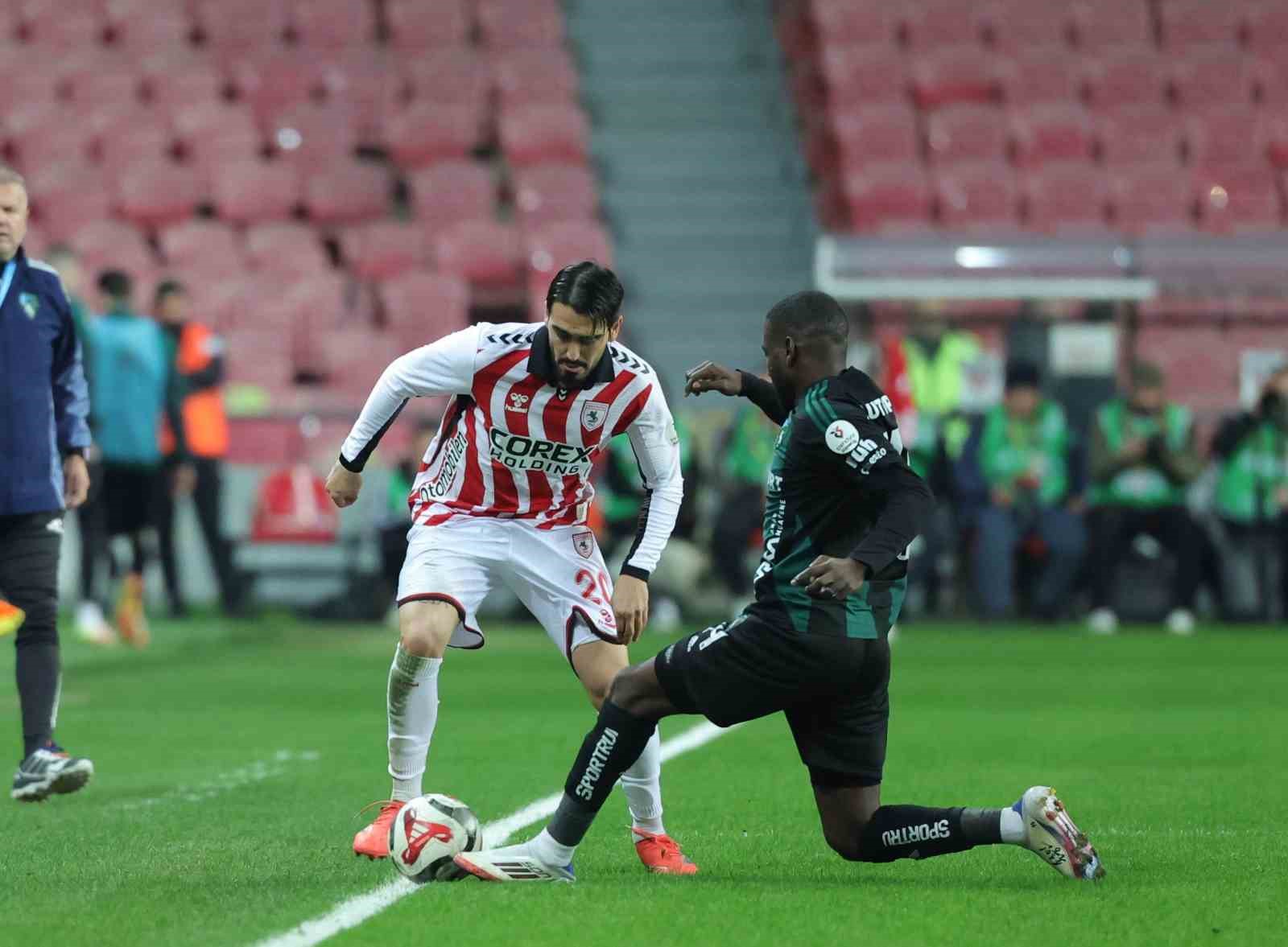 Trendyol Süper Lig: Samsunspor: 0 - Kocaelispor: 0 (Maç sonucu)
Trendyol Süper Lig: Samsunspor: 0 - Kocaelispor: 0 (Maç sonucu)