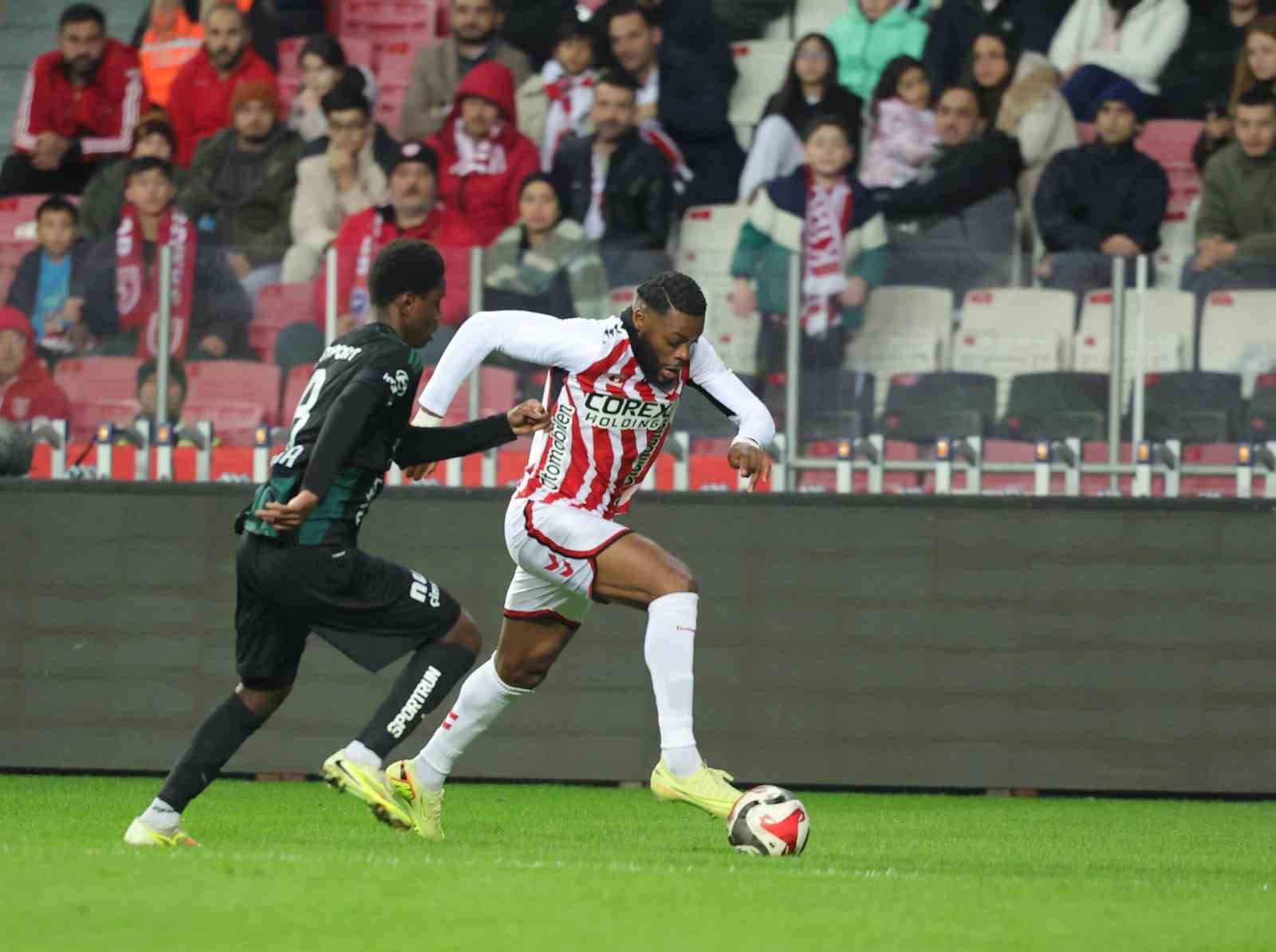 Trendyol Süper Lig: Samsunspor: 0 - Kocaelispor: 0 (Maç sonucu)
Trendyol Süper Lig: Samsunspor: 0 - Kocaelispor: 0 (Maç sonucu)