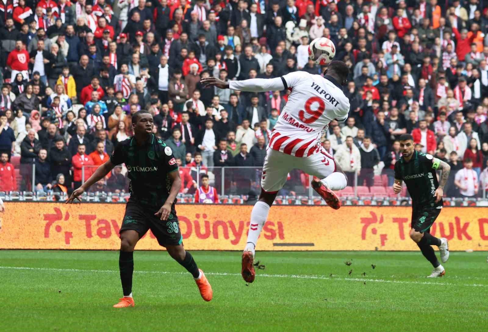 Trendyol Süper Lig: Samsunspor: 2 - Konyaspor: 2 (Maç sonucu)
