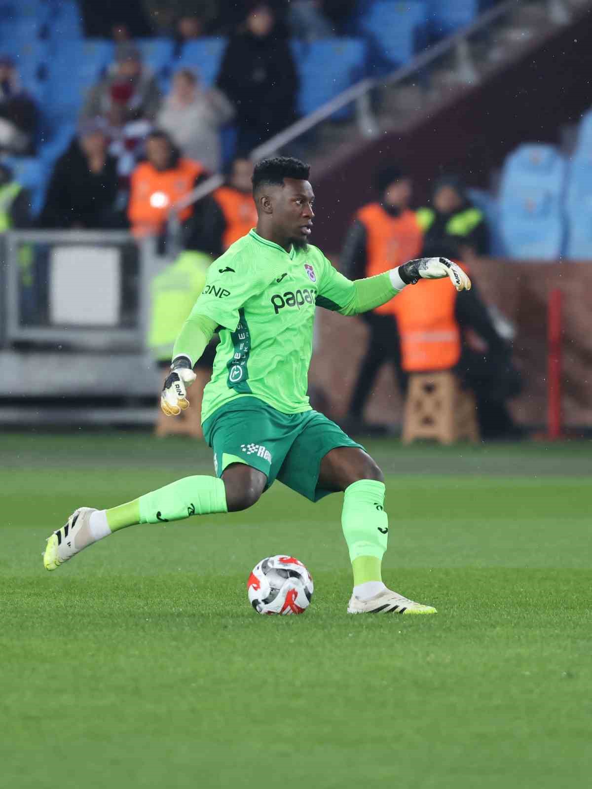 Trendyol Süper Lig: Trabzonspor: 1 - Fatih Karagümrük: 1 (İlk yarı)
Trendyol Süper Lig: Trabzonspor: 1 - Fatih Karagümrük: 1 (İlk yarı)