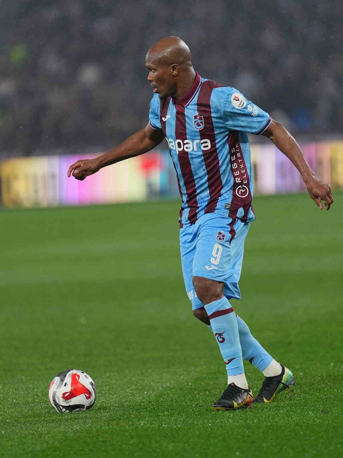 Trendyol Süper Lig: Trabzonspor: 1 - RAMS Başakşehir: 1 (Maç sonucu)
