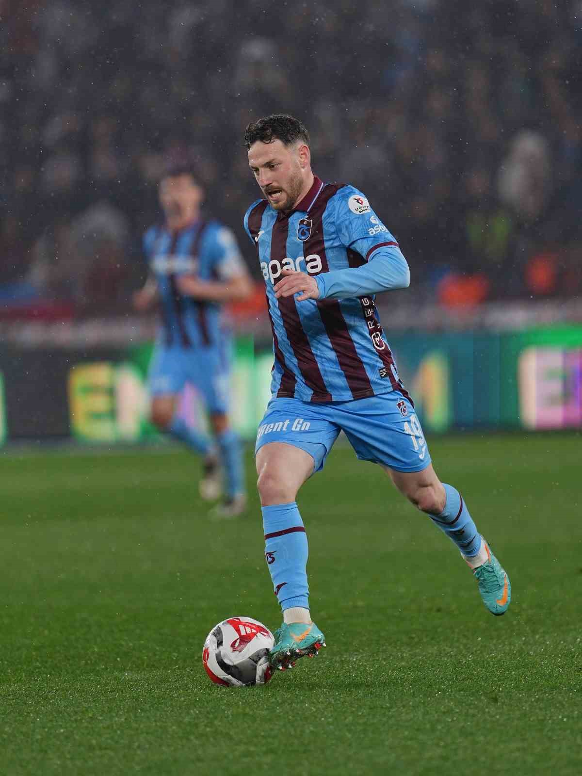 Trendyol Süper Lig: Trabzonspor: 1 - RAMS Başakşehir: 1 (Maç sonucu)
