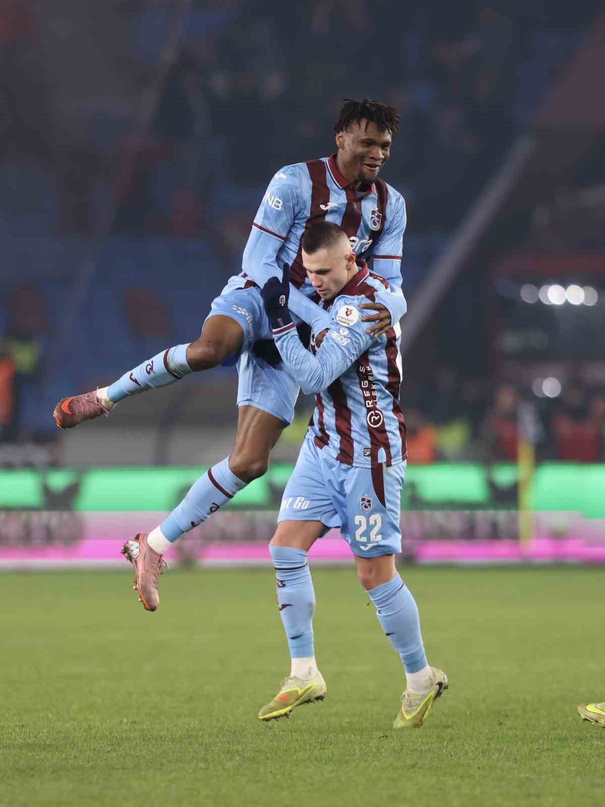 Trendyol Süper Lig: Trabzonspor: 2 - Kasımpaşa: 1 (Maç sonucu)
