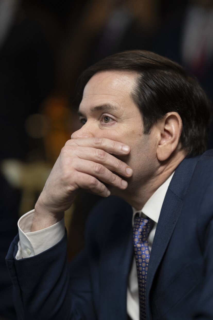 Trump, Venezuela’ya yönelik saldırıları izlediği anların fotoğrafını paylaştı
