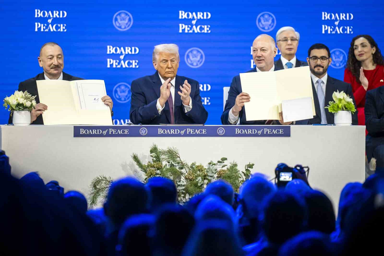 Trump’ın kurduğu Barış Kurulu’nun kuruluş sözleşmesi Davos’ta imzalandı
