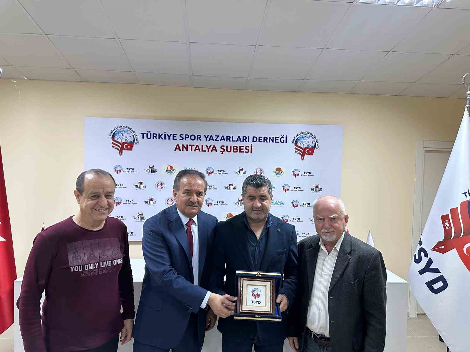 TSYD Antalya’da Kemal Çağlayan üyelerle buluştu
