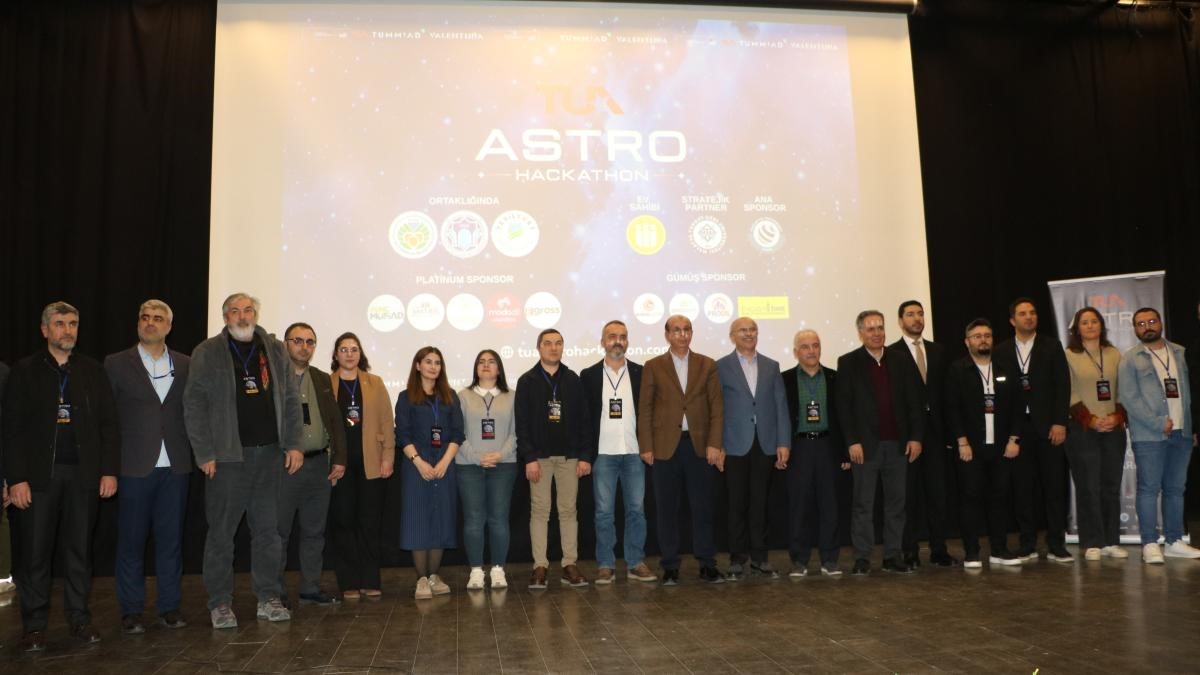"TUA Astro Hackathon" maratonunun kazananları belli oldu
"TUA Astro Hackathon" maratonunun kazananları belli oldu