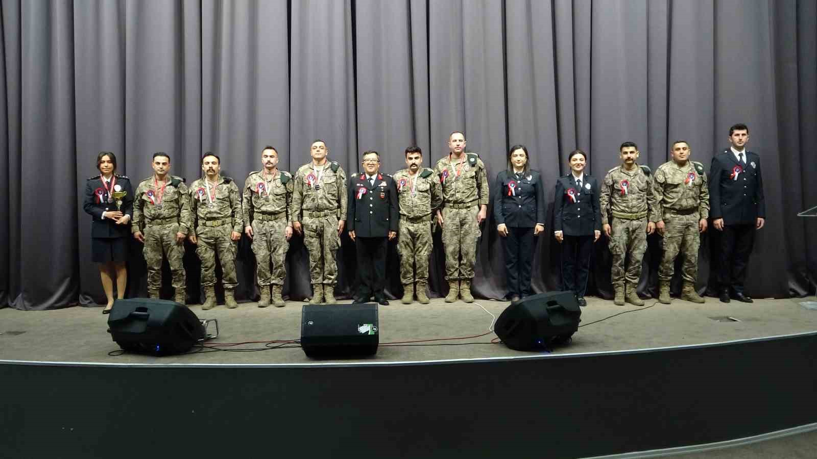 Tunceli’de 10 Nisan Polis Haftası törenle kutlandı
