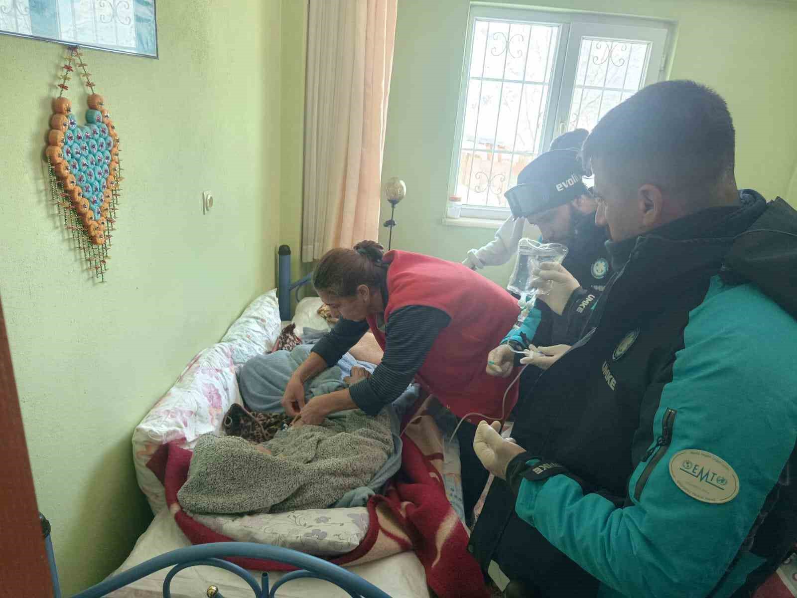 Tunceli’de 108 yaşındaki kadın için ekipler seferber oldu
