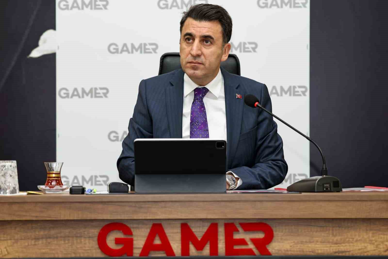 Tunceli’de 175 projede 27 milyar lirayı aşan dev yatırım
Tunceli’de 175 projede 27 milyar lirayı aşan dev yatırım