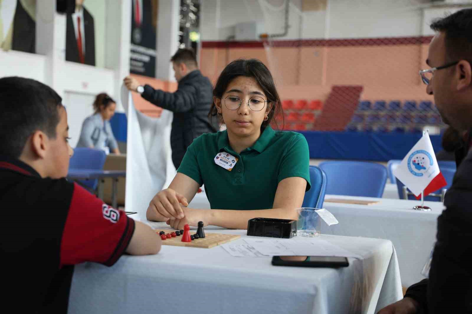 Tunceli’de akıl ve zeka oyunları il turnuvası düzenlendi
