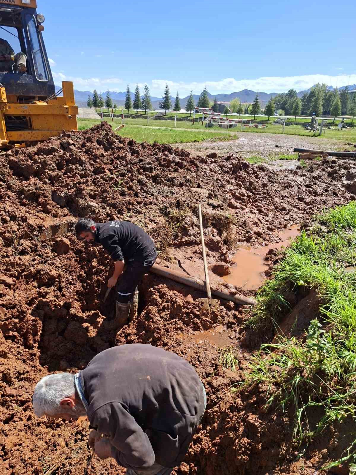 Tunceli’de altyapı için yoğun mesai
