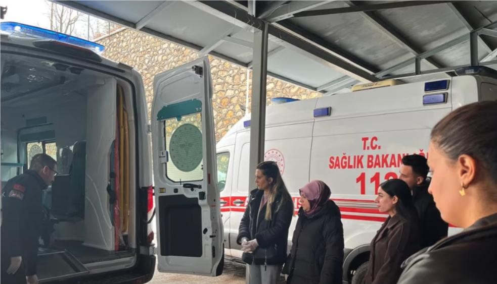 Tunceli’de göreve başlayan personele oksijen tüpü eğitimi  verildi

