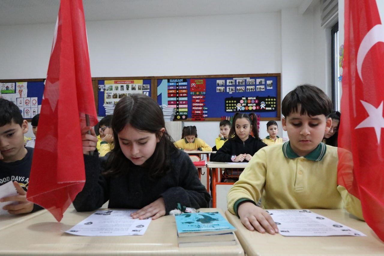 Tunceli’de ilk ders "Bayrak sevgisi"
