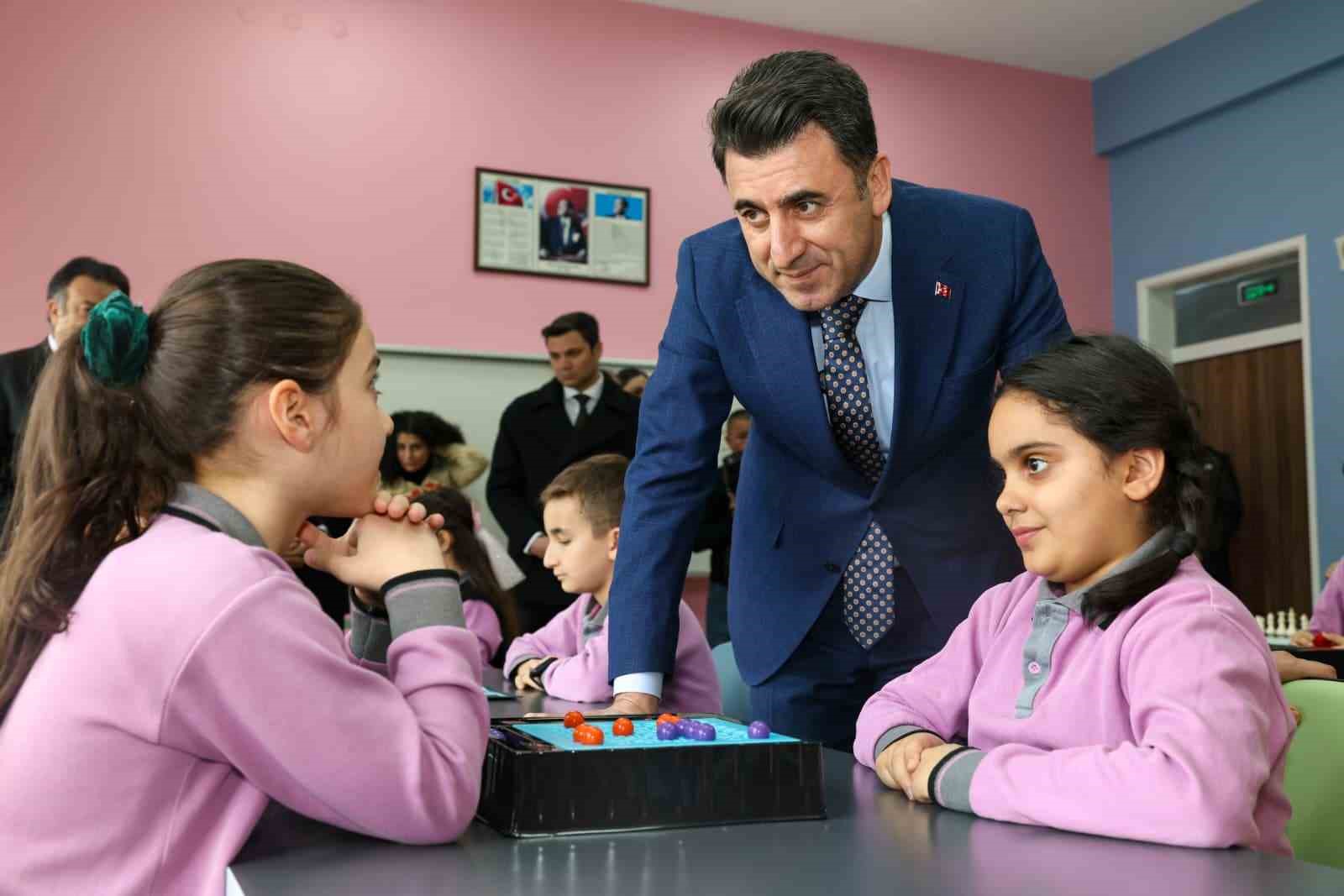 Tunceli’de tüm ilkokul ve ortaokullara akıl ve zeka oyunları sınıfı
