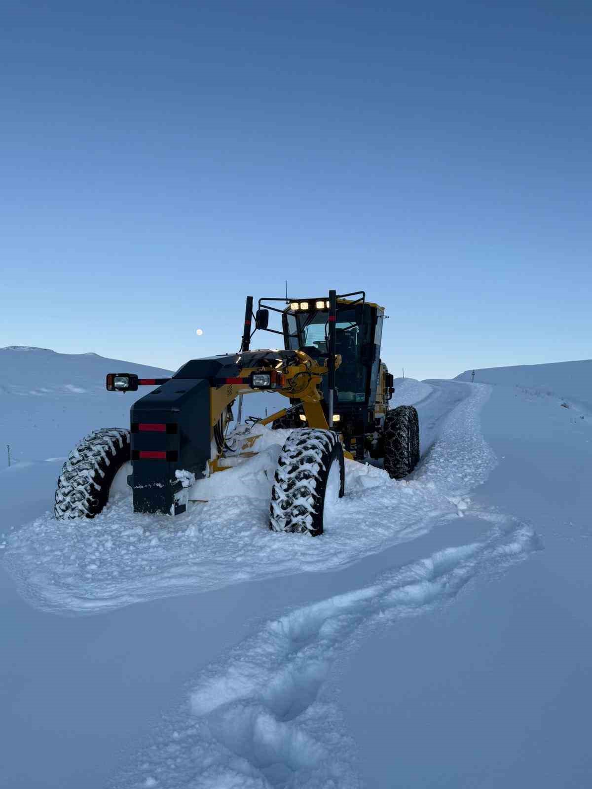 Tunceli’de tüm köy yolları ulaşıma açıldı
