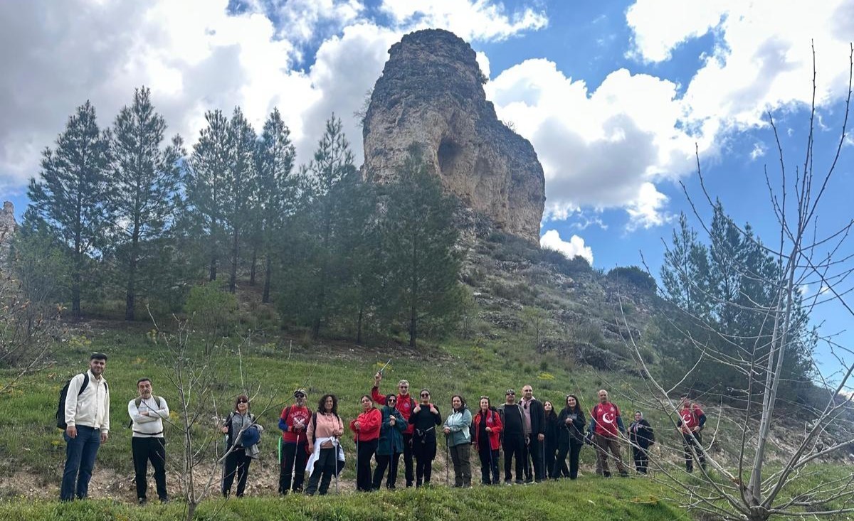 TURBELDAK’tan Ulubey Kanyonu’nda nefes kesen doğa yürüyüşü
