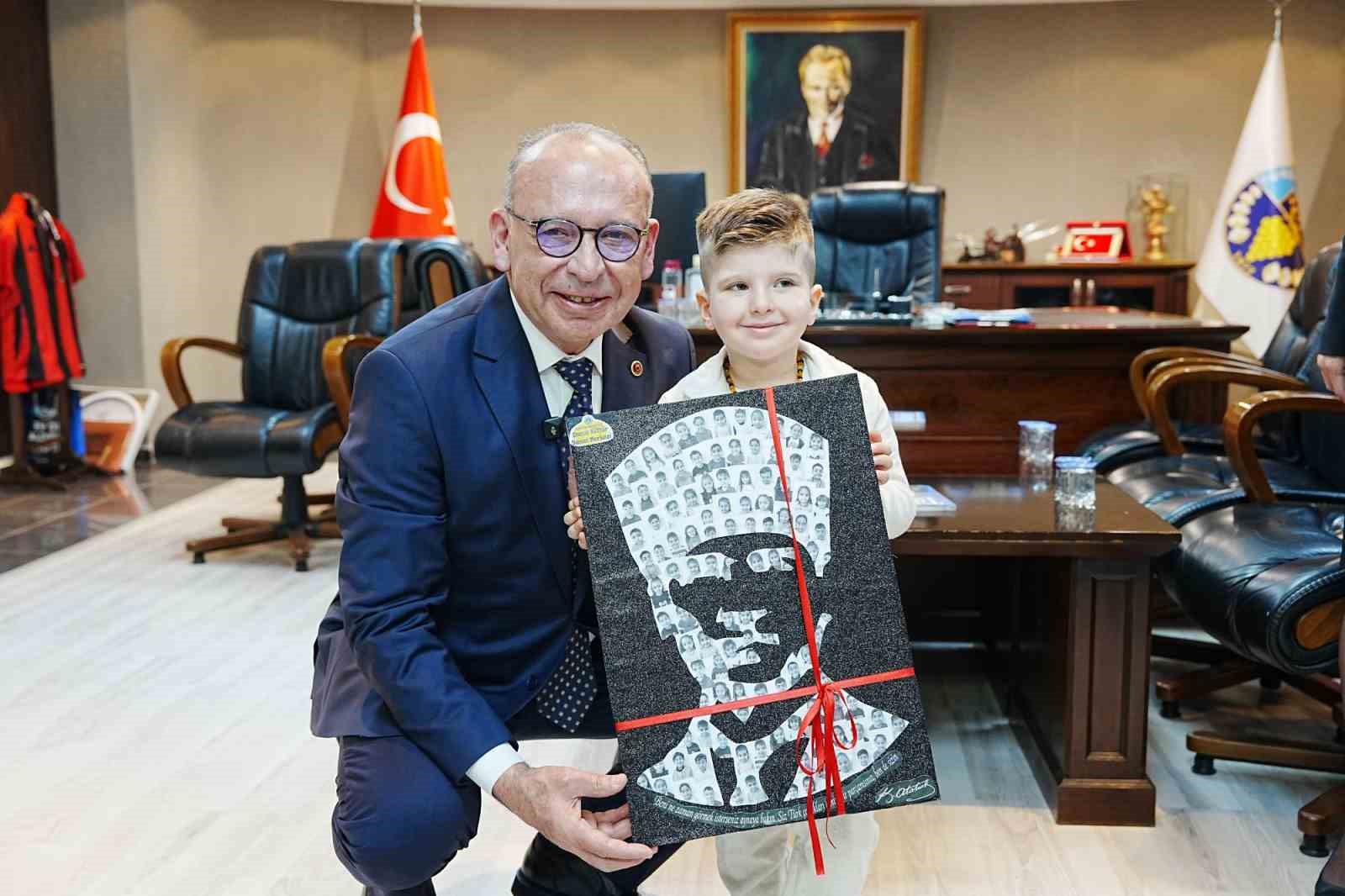 Turgutlu Belediyesinde geleneksel bayramlaşma töreni
