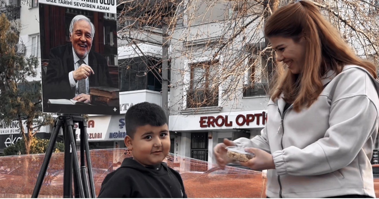 Turgutlu’da esnaftan İlber Ortaylı için helva hayrı
