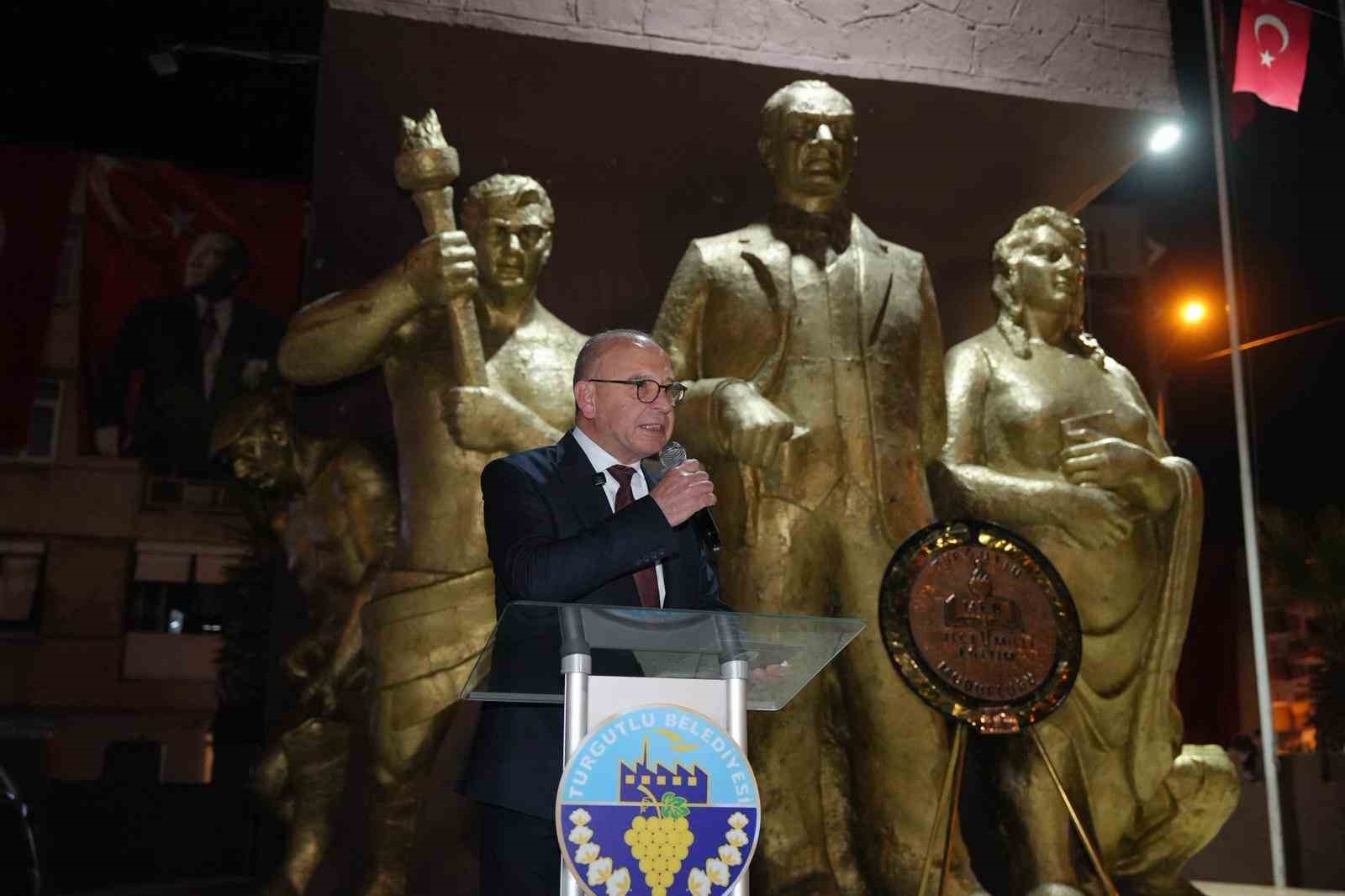 Turgutlu’da ‘Sessiz Saygı’ korteji
