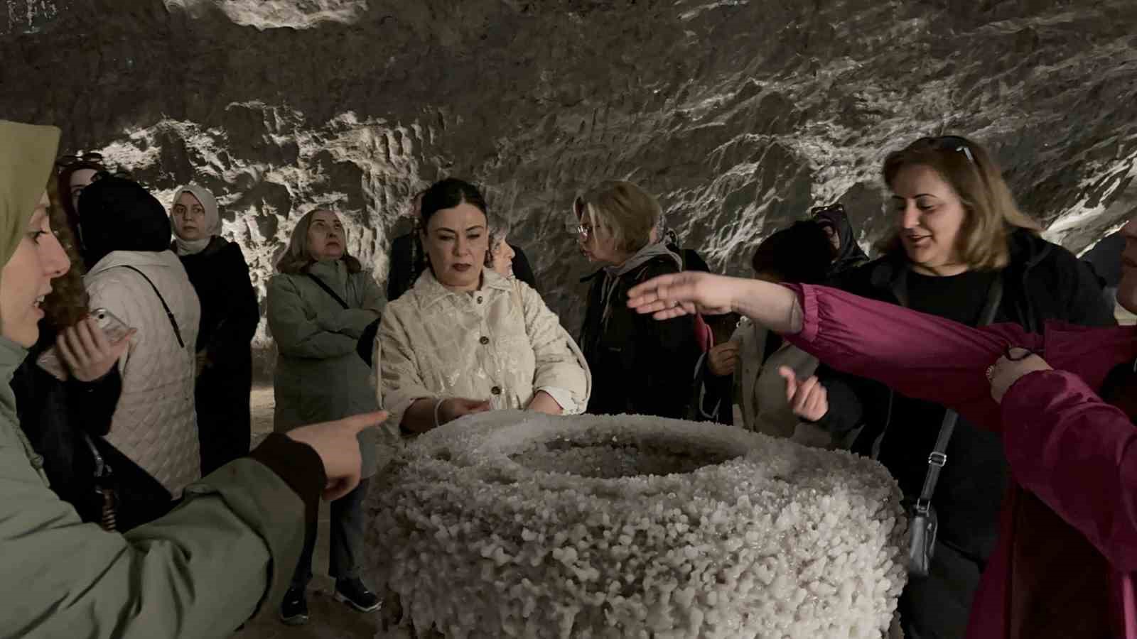 Turistik Tuz Ekspresi 2026’nın ilk seferini yaptı: Ziyaretçiler Çankırı’ya hayran kaldı
