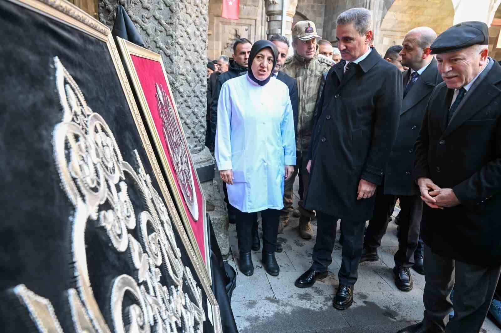 Turizm haftasına görkemli açılış
