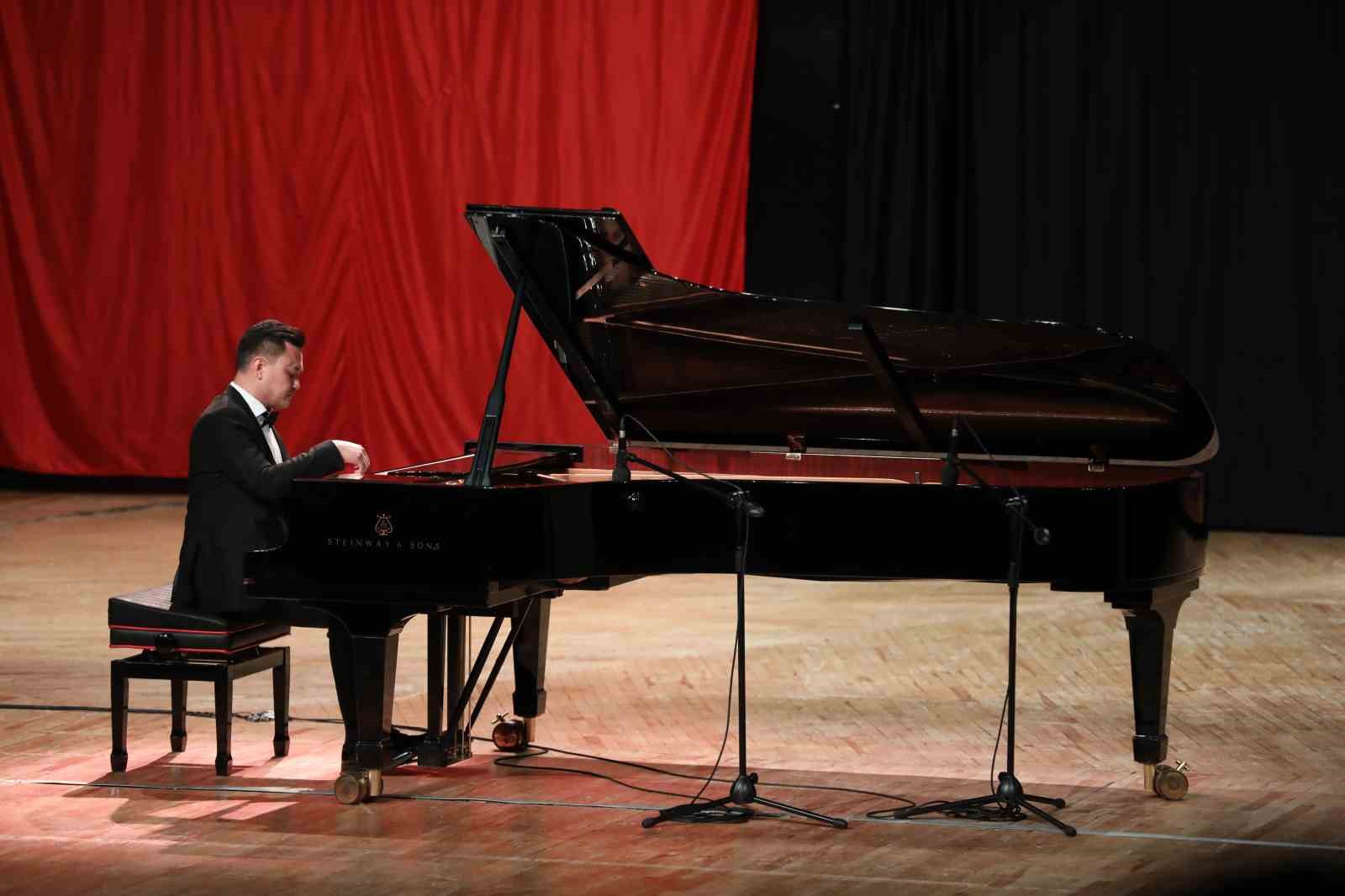 Türk Devletleri Piyanistleri Konseri’nde piyano resitali
