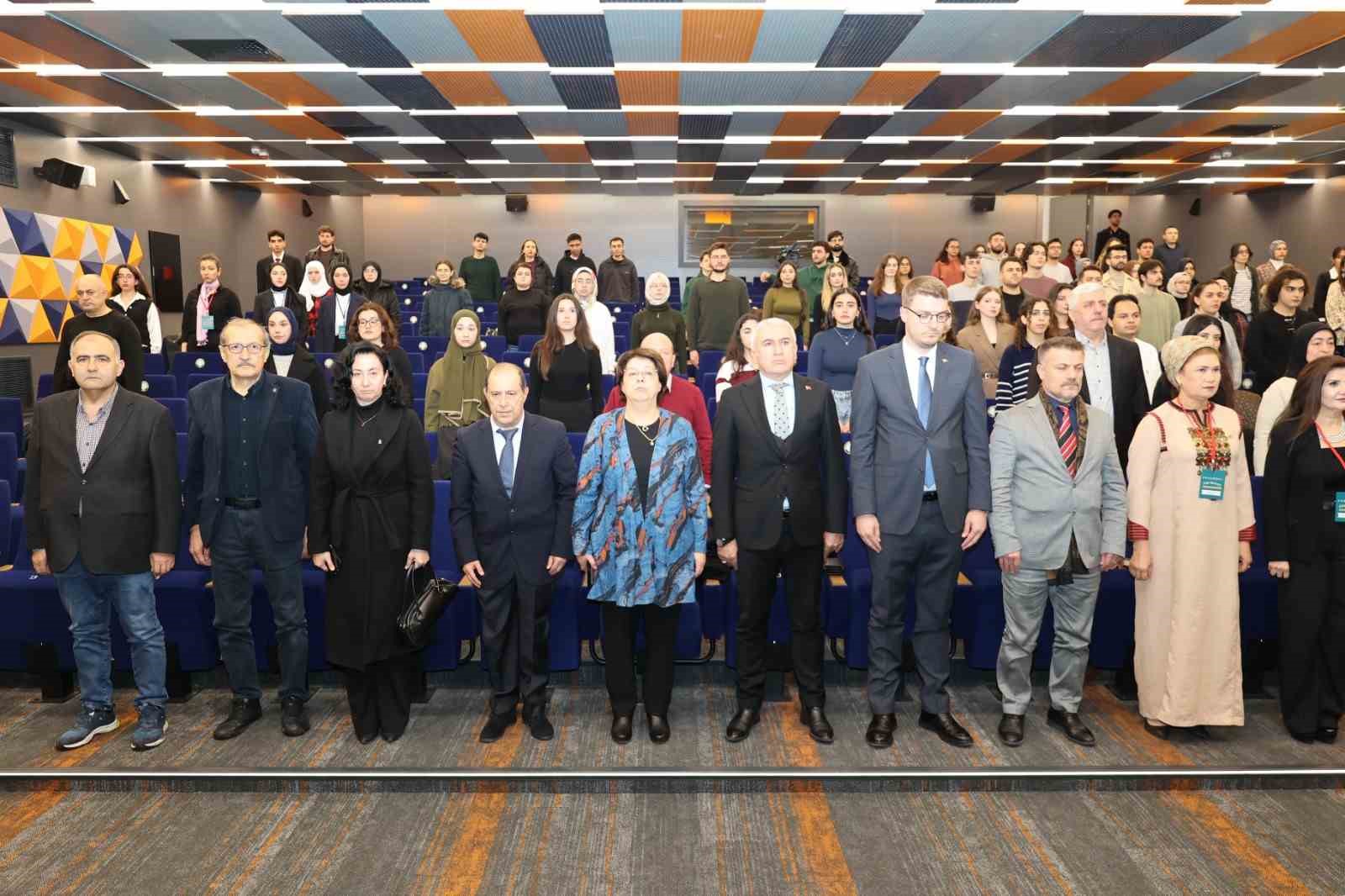 Türk dünyası şairleri BUÜ’de buluştu
